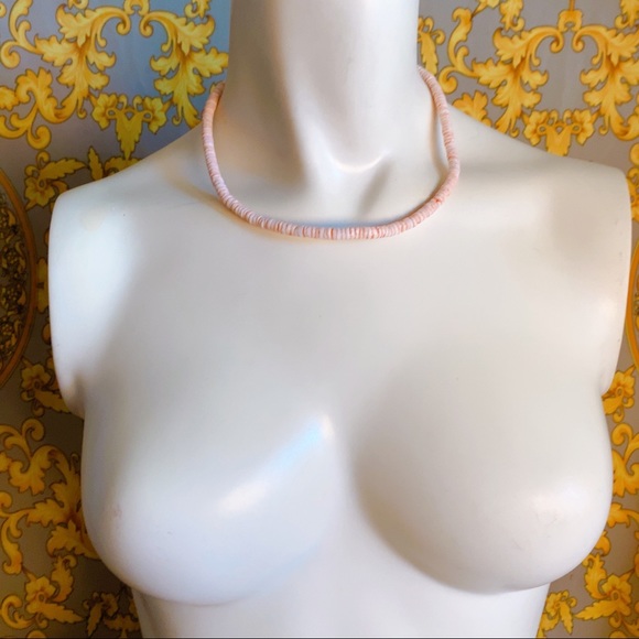 Bloomingdales pink cream necklace shell - Picture 3 of 6
